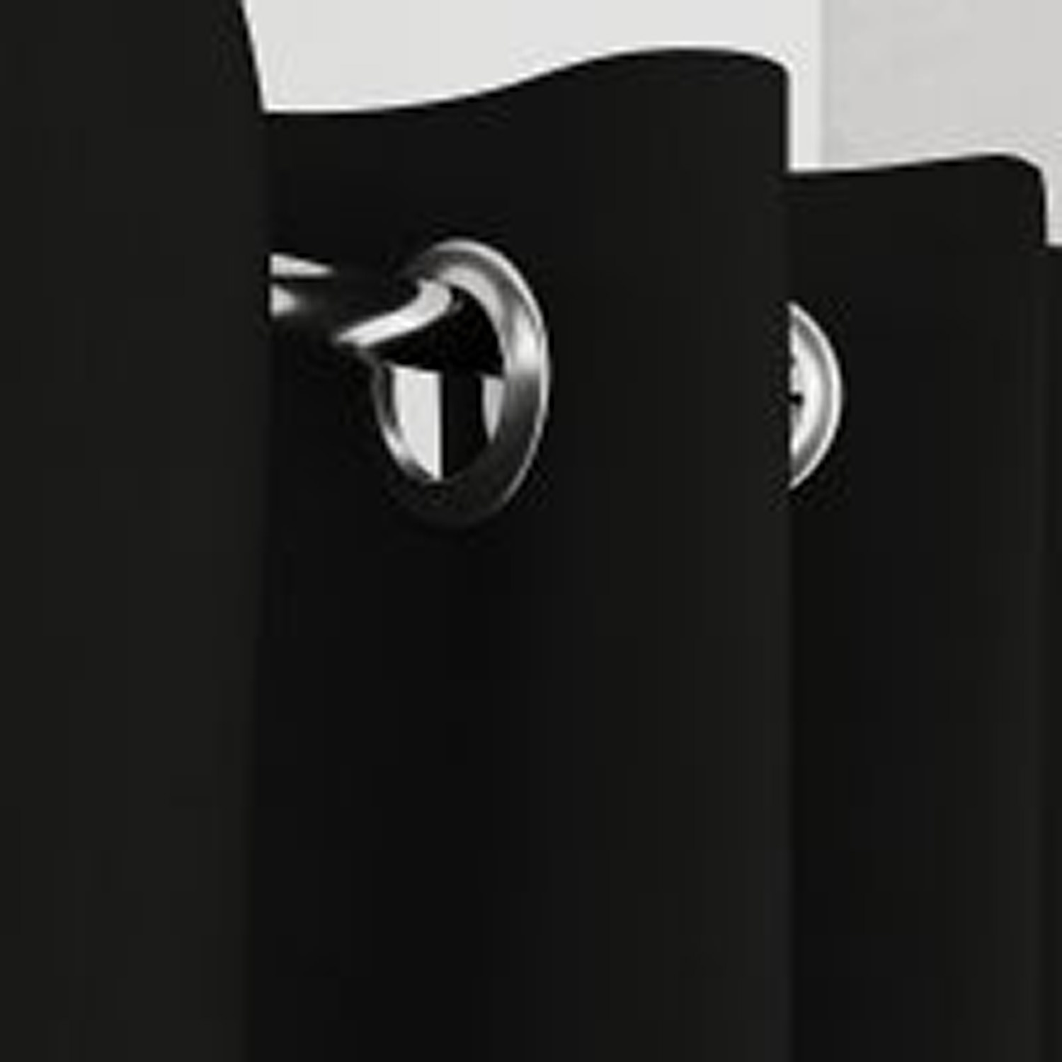 Rideau noir pour cabine d'essayage
