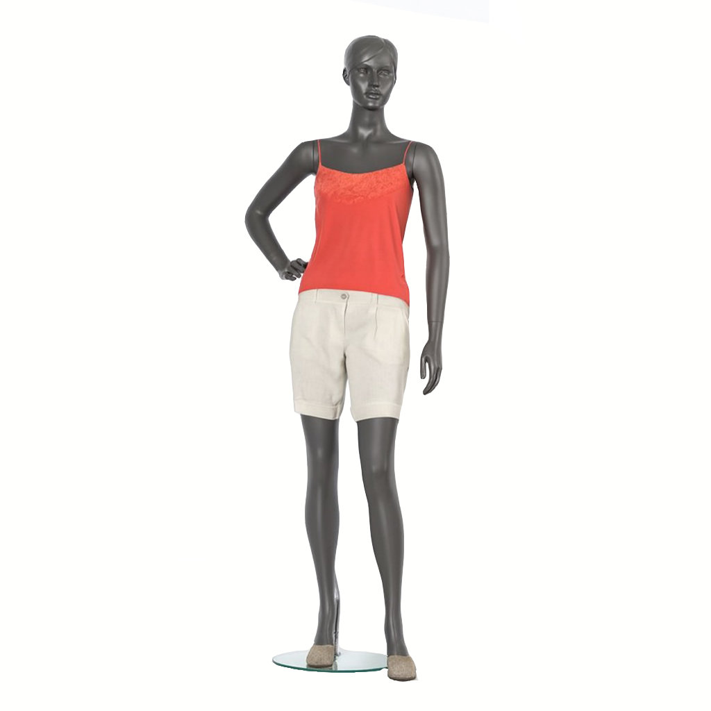 Mannequin femme main sur la hanche